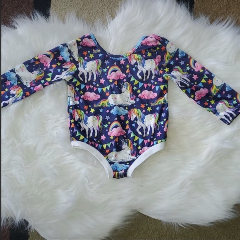 Baby girl boutique unicorn body suit 9-12m NWOT